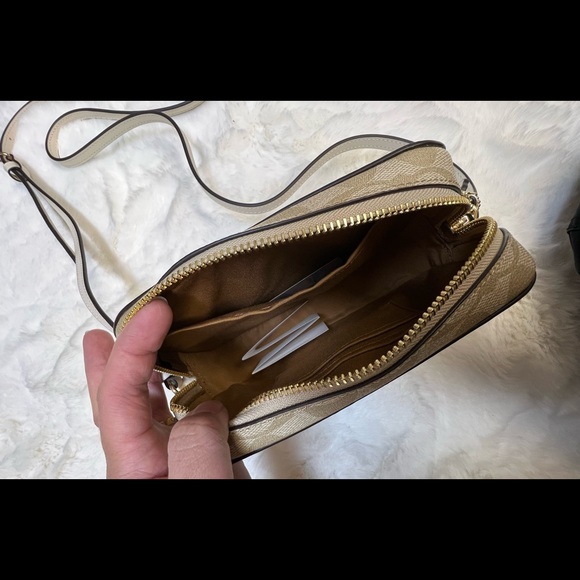 Coach mini camera bag - Picture 5 of 7